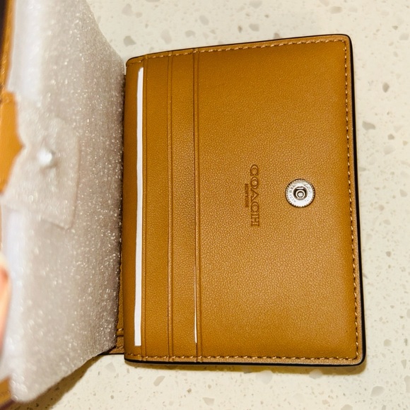 🌼 Coach Buttercup Floral Snap Wallet NWT - Picture 12 of 16